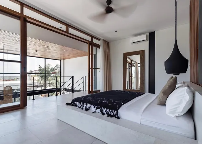 Baliwood - Ocean View Ferienhaus Canggu